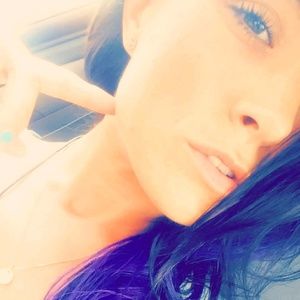 Meet your Posher, Brianna